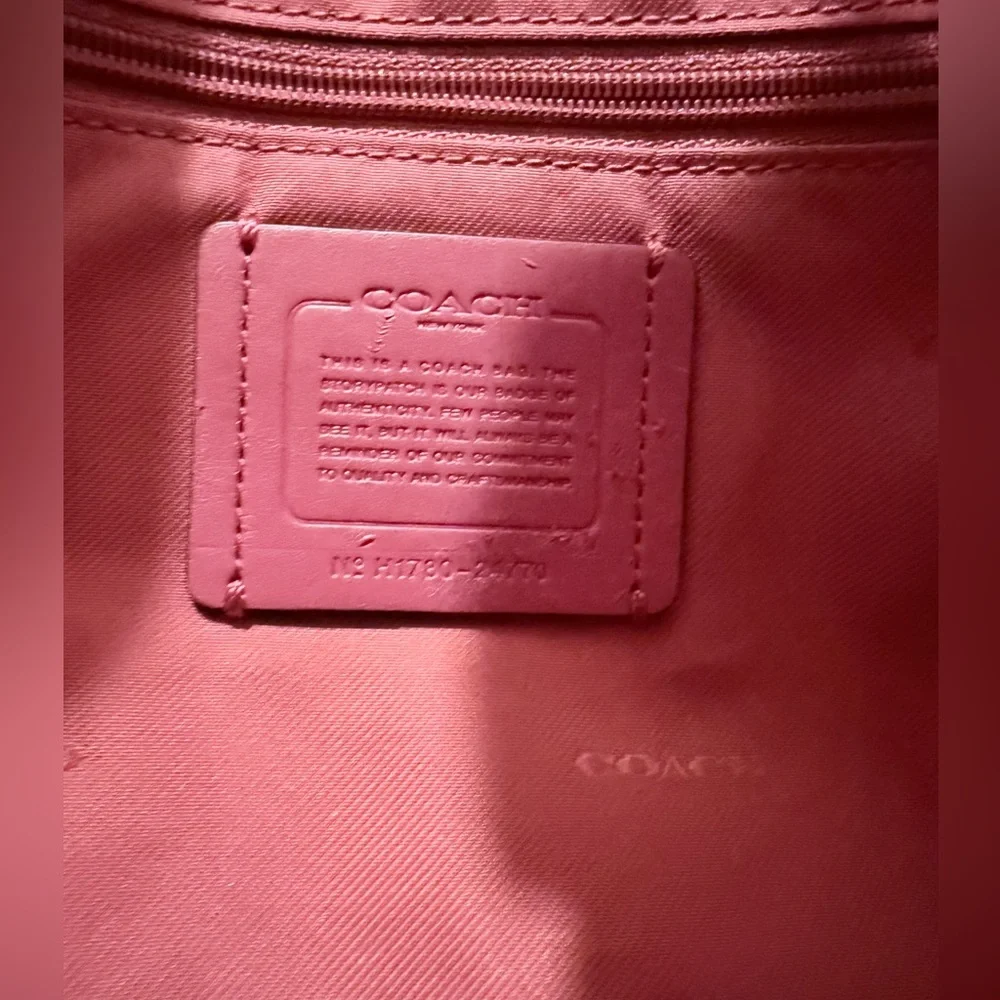 Coach Scout with Floral Wallet-2 pcs set - Picture 2 of 14